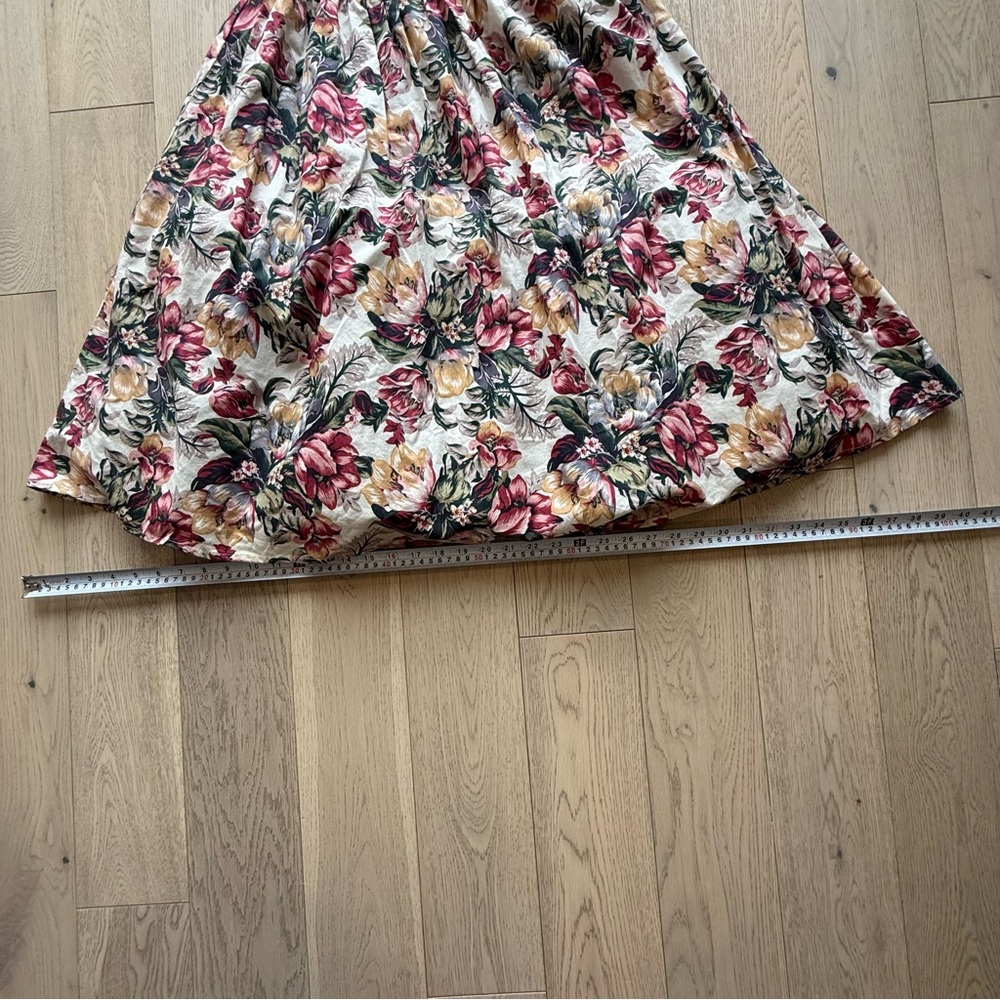 Vintage Floral Off-Shoulder Dress - Picture 5 of 8